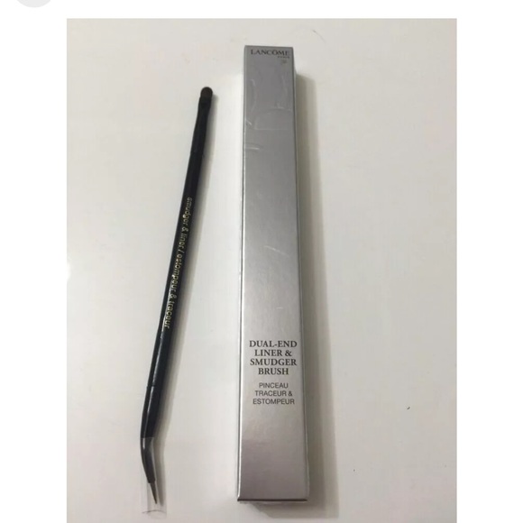 New Lancôme brushes - cheek, eyeshadow and liner - Picture 3 of 3